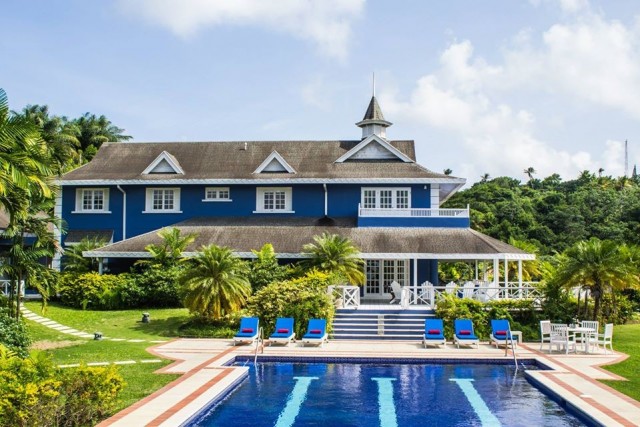Luxury Plantation Style Villa that sleeps up to 17